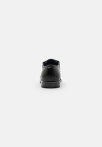 Chaussures Bugatti Homme Armo Comfort - Derby Cuir Lacets Affaires Confort Large