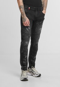 Thumbnail Image 6