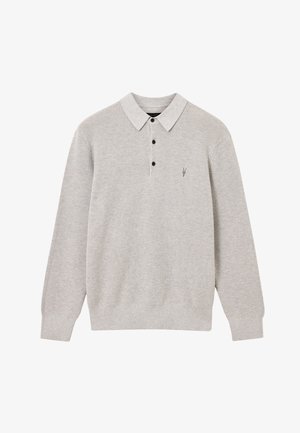 Grå strikket polo-sweater med en kontrastfarvet krave, tre-knaps lukning og subtil logo-detalje på venstre bryst. Lange ærmer.