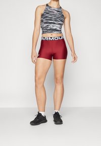 Under Armour Top