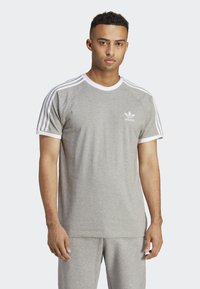 adidas Originals - CLASSICS 3-STRIPES - T-Shirt print - medium grey heather Thumbnail-Bild 1