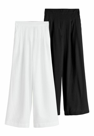 Zwei Paar Hosen mit weitem Bein: eine weiße, eine schwarze. Beide bestehen aus einem weichen, leichten Stoff und haben einen elastischen Bund für Komfort.