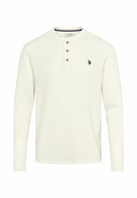 Hvid langærmet Henley-shirt i vaflet strik med tre brune knapper og et lille sort broderet polo-spillerlogo på brystet.