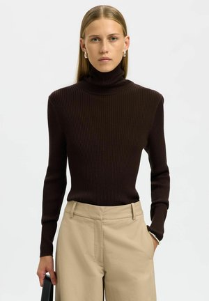 THEA ROLL NECK - Stickad tröja - chocolate torte