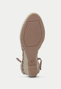 Hispanitas SOFIA5 Zapatos de plataforma desert/camel