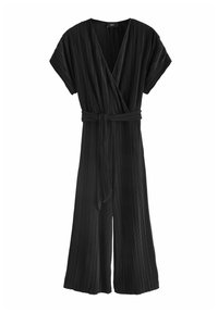 Jumpsuit negro con plisados, mangas cortas, diseño cruzado en el frente y cinturón de lazo en la cintura. Piernas anchas.