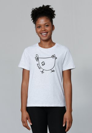 T-shirt en coton gris avec un design de poulet en contour noir sur le devant, col rond et manches courtes.