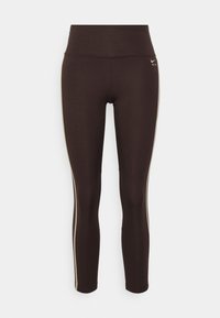 Hnědé sportovní legíny s vysokým pasem, s kontrastními světlými bočními pruhy a hladkým, elastickým materiálem.