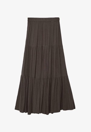 Jupe maxi à volants marron foncé avec une taille élastique, comportant trois sections froncées pour un look fluide et texturé.