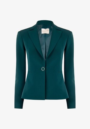 Blazer turchese con design aderente, rever a punta, accentuato da un bottone metallico singolo e tasche frontali. Tessuto liscio con silhouette strutturata.