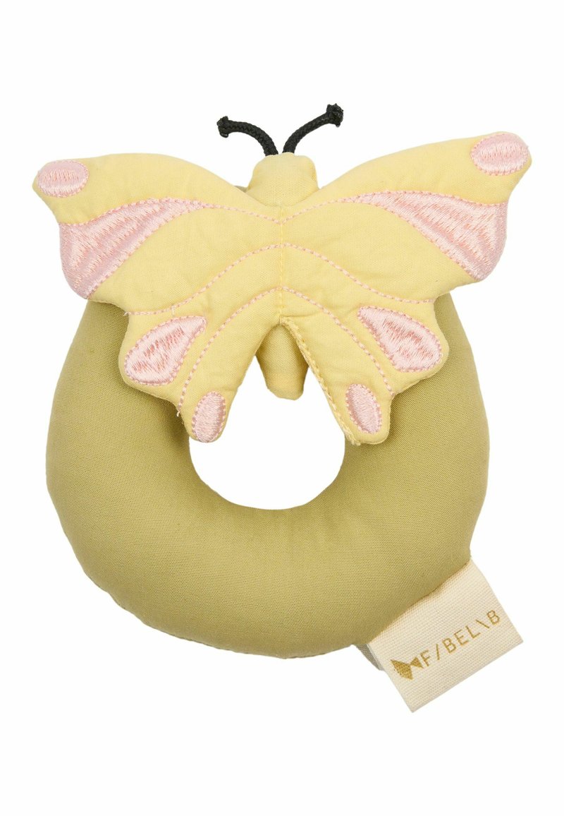 Gul sommerfugleformet plush legetøj med pink accenter, der har en oval grøn stofkrop og sorte antenner. Et mærke er fastgjort i bunden.