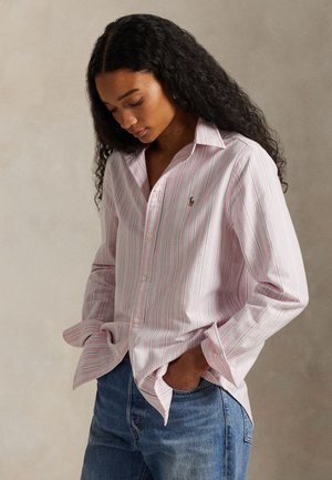 CLASSIC FIT COTTON OXFORD SHIRT - Chemisier - pink/blue