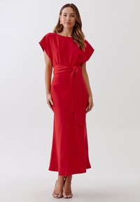 TUSSAH Dnevna obleka - red