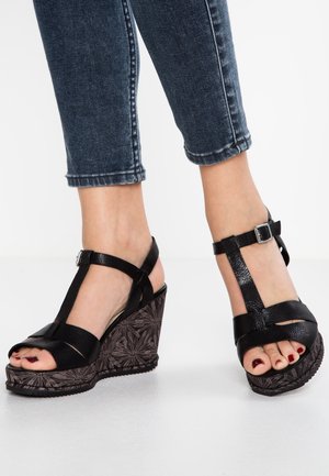 Clarks High Heel Sandalette - black