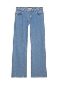 Jeans larghi di colore azzurro chiaro, realizzati in denim, dotati di un design a cinque tasche, chiusura con bottone e dettagli cuciti lungo le cuciture e gli orli.