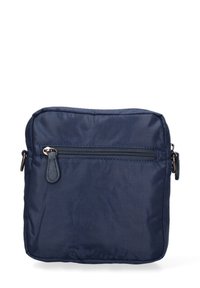 Borsa a tracolla in nylon blu navy con tasca frontale con zip, forma quadrata, texture liscia e dettagli in pelle sul tirante della zip.