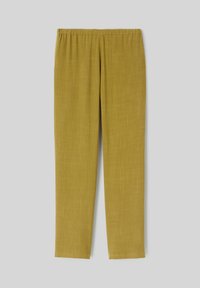 Pantalons en vert olive, à coupe ample avec une taille élastique, fabriqués dans un tissu texturé, dotés de jambes droites et fuselées.