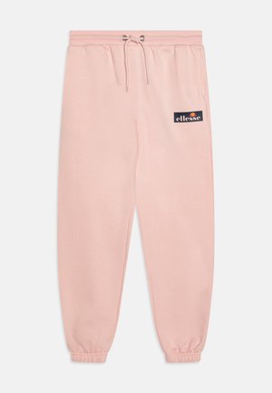 Pantaloni de trening roz, realizați dintr-un material moale, cu un elastic în talie și șnur pentru ajustare, manșete cu nervuri și un logo negru cusut.