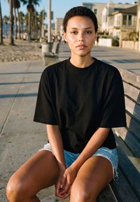 Urban Classics OVERSIZED  - T-shirt basic - black