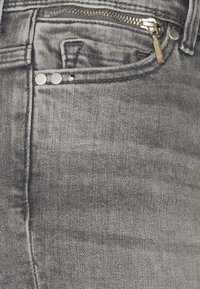 ONLY Jeansshorts - grey denim