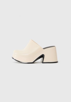 MIA - Pantofle na podpatku - beige/black
