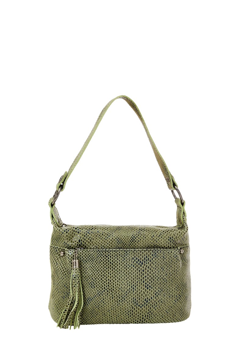 Borsa a tracolla verde con texture e design perforato, dotata di manico corto e tasca frontale con zip e dettaglio a frangia.