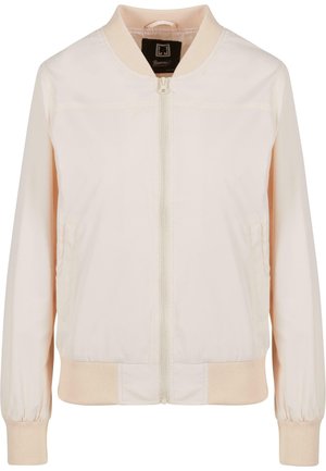 Gaiš rozā bomber jakas, izgatavotas no gludas auduma. Iezīmes priekšējā rāvējslēdzējs, ribotās piedurknes un apkakles josla. Divas sānu kabatas.