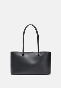 Mustavärinen nahkainen olkalaukku, jossa on sileä pinta, kaksi pitkää kahvaa, suorakulmainen muoto ja ei näkyviä metalliosia tai kuvioita.