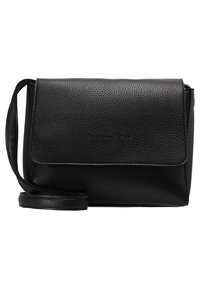 Czarna torebka crossbody z teksturowanej skóry, z klapą i regulowanym paskiem, w kompaktowym prostokątnym kształcie, bez widocznych elementów metalowych.