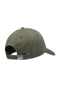 Casquette vert olive au design structuré, avec une visière incurvée, une sangle ajustable dotée d'un fermoir en métal et un détail de logo à l'arrière.