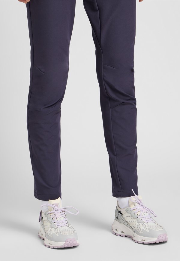 PRELIGHT HYBRID VENT - Hiking shoes - pale lavendar