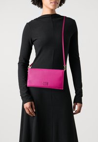 JOOP! Jeans COFANO CADEA - Torba čez telo - pink
