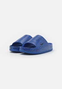 Nike Sportswear CALM SLIDE UNISEX - Sandály do bazénu - racer blue/dark obsidian