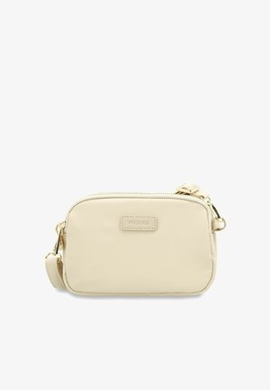Sac bandoulière beige avec une surface texturée, quincaillerie dorée et fermeture éclair. Il est doté d'une petite étiquette et d'une bandoulière ajustable.