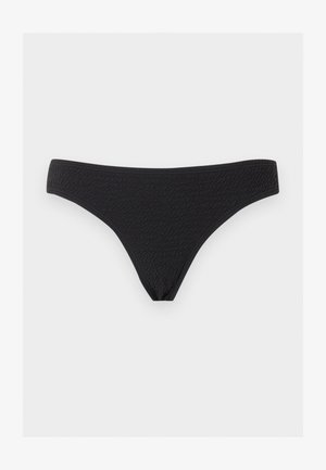 Sous-vêtement féminin style bikini en tissu texturé noir avec taille basse, présenté sur fond blanc.
