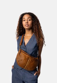 RE:DESIGNED JETTE - Gürteltasche - tan