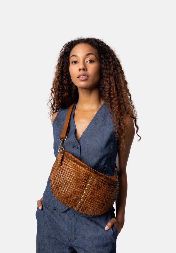 JETTE - Gürteltasche - tan