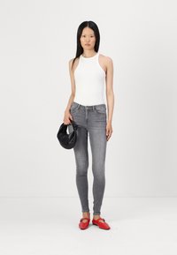 ONLY ONLBLUSH RHINESTONE - Skinny džíny - medium grey denim