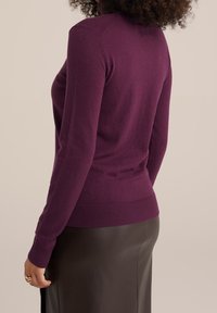 WE Fashion Pullover - mottled purple