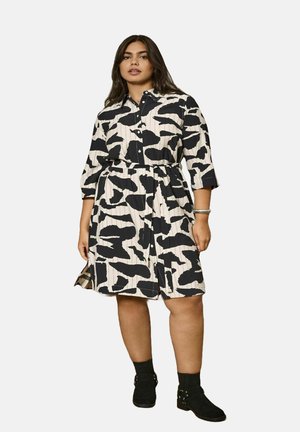 CARMISIA MIDI - Skjortekjole - cloud dancer