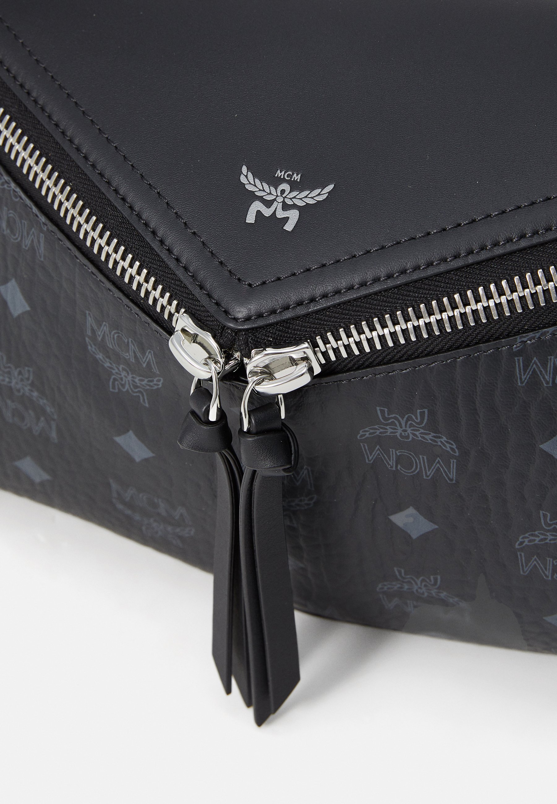 バッグ MCM MCM DIAMANT MIX SHOULDER - Cross body bag - black - Zalando.co.uk