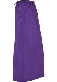 Lilla nylon-skort med elastisk midje, sidelommer med glidelås, og et langt, flytende design. Har en jevn tekstur og minimal søm.