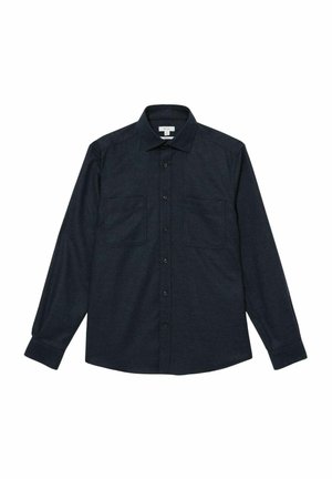 Maglietta a maniche lunghe blu scuro realizzata in un tessuto dalla consistenza liscia, con colletto a punta e due tasche sul petto con chiusura a bottone.