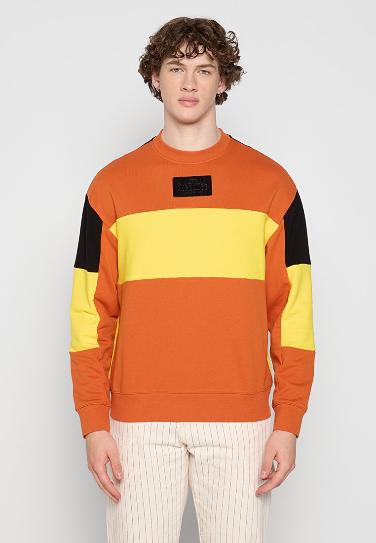 Armani Exchange Sweater oranje Armani Exchange Sweater oranje