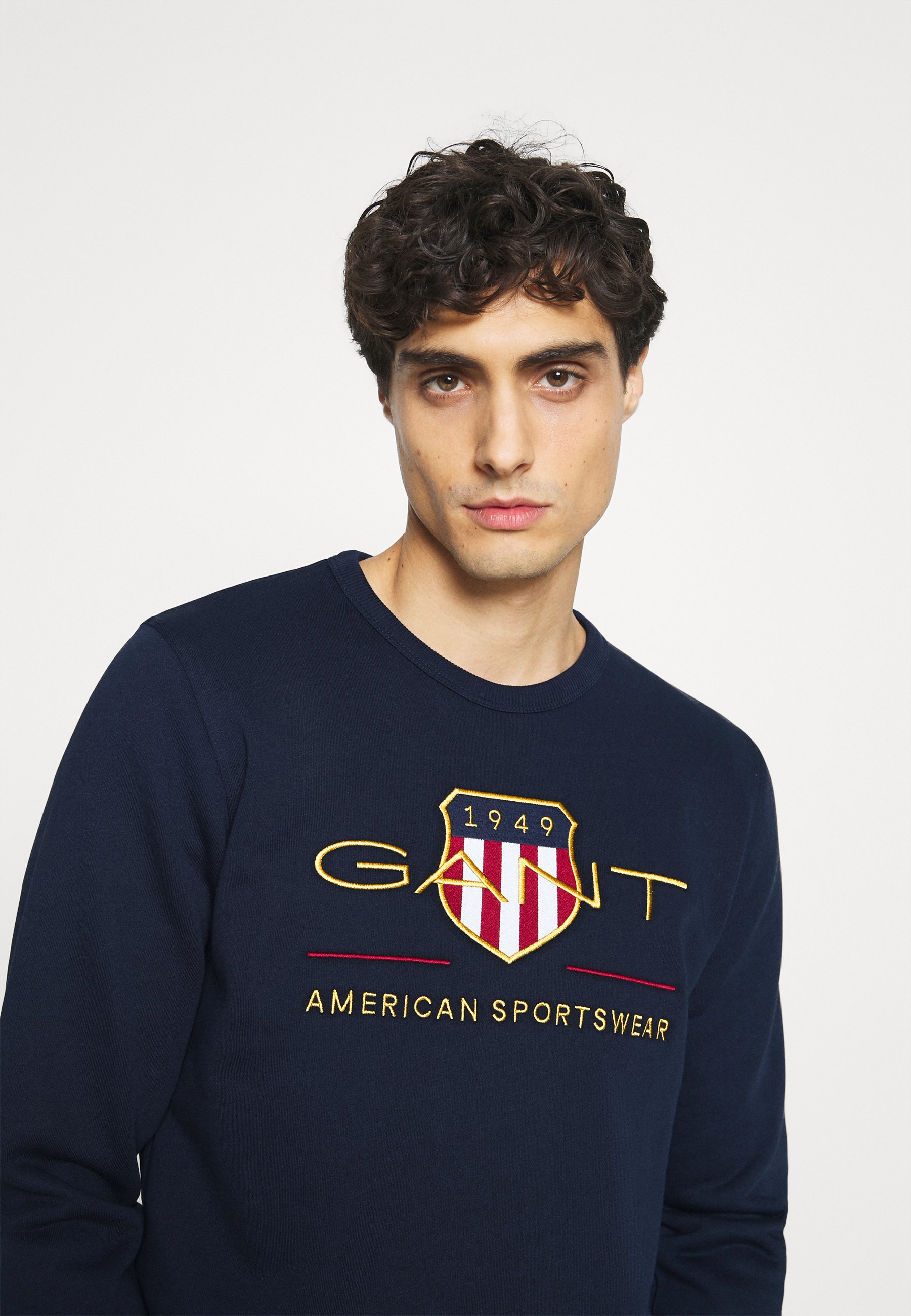 gant archive shield sweatshirt