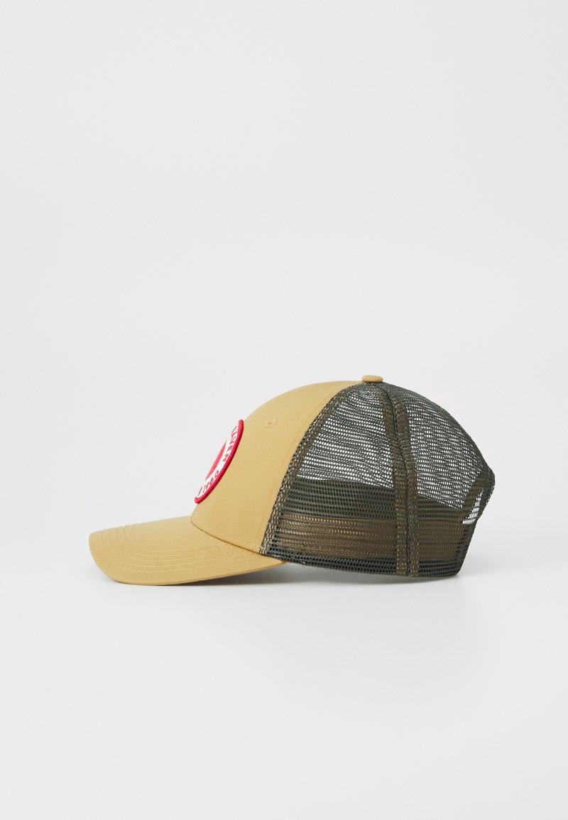 Fjällräven Fjallraven 1960 Logo Långtradarkeps Pet Patina Green S/ 78138 - Vergelijk prijzen
