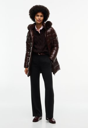 Tommy Hilfiger, SHINY DOWN FAUX FUR HOODED SLIM COAT - Пухено палто - chocolate