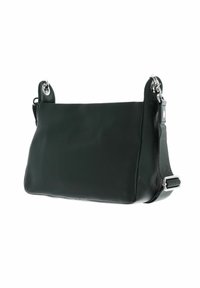 Sac à épaule en cuir noir avec une finition texturée, muni de quincaillerie en argent et d'une bandoulière amovible pour une longueur ajustable.