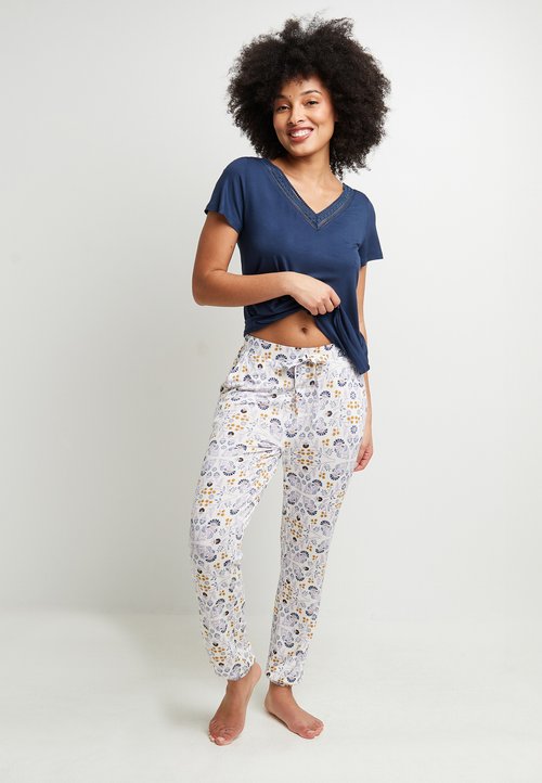 DÉCOLLETÉ REGOR PRUGNA