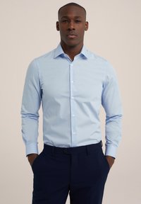 WE Fashion FUNDAMENTALS - Srajca - ice blue